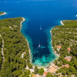 Click to enlarge image 1 Hvar.jpg